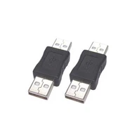 USB 2.0 A Nam cắm vào một bộ chuyển đổi cắm Nam